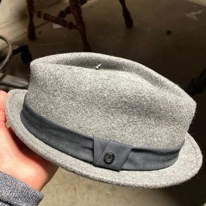 Vans pork pie hat